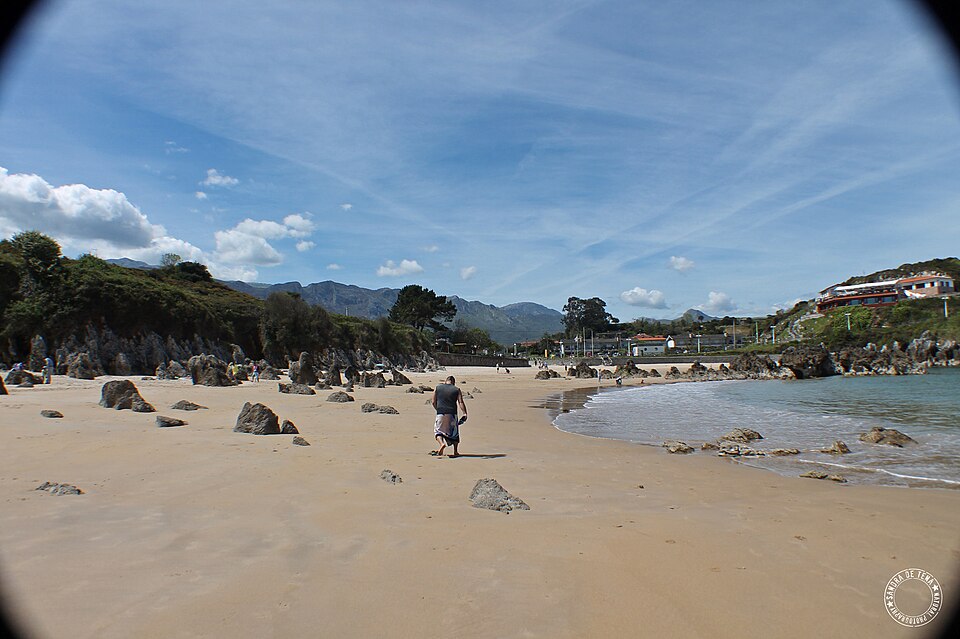 Playa de Toró en Llanes
